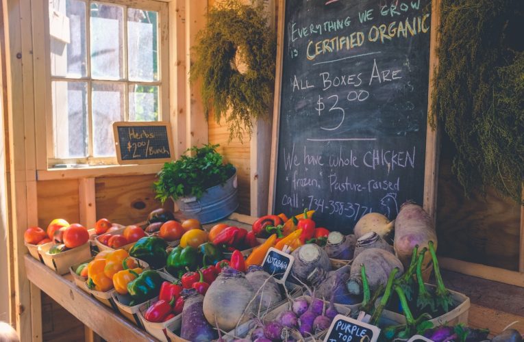 Nutrition and Mental Health: Avoid Foods that Cause Anxiety in Conroe